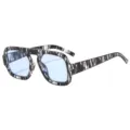Modische Piloten Sonnenbrille mit dickem Marmorrahmen und hellblauen Gläsern für Damen. - Schildpatt-Rahmen Blaue Gläser