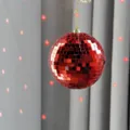 Rote Diskokugel, Spiegelglasball für Party, Hochzeit, Bühne und Weihnachtsdekoration. - 12cm / Rot