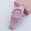 Trendy pink quartz wristwatch for daily wear, stylish resin strap dopamine fashion watch. - Pink