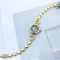 Goldene Damen Quarz Armbanduhr mit Herz Gliedern und stilvollem Pony Zifferblatt schick - Schwarz
