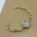 Goldene quadratische Quarzuhr mit Leoparden-Zifferblatt und stilvollem U-Ketten-Armband. - Leopardenprint