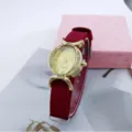 Reloj de cuarzo para mujer con diamantes de imitación y correa de nailon roja elegante. - Rojo