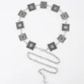Chaîne de taille en métal argenté rétro bohème plaque carrée sculptée ceinture pour femme. - Style Ciselé Carré Argent (14)