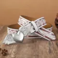 Cinturón retro de Piel sintética blanca con hebilla de corazón con alas y flores. - Blanco / 100cm