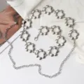 Cadena de cintura de flor de metal elegante, cinturón bohemio versátil para mujeres. - Plateado