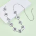Chaine de taille en metal argente avec pendentifs fleurs blanches pour robes et vetements. - Style Floral Blanc Vintage Argent (27)