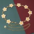 Cadena de cintura dorada con dijes de estrellas de esmalte blanco y cadena ajustable para mujer. - Estilo Estrella Blanco