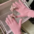 Rosa Strick Touchscreen Damenhandschuhe mit süßer Samtschleife, warme Winter Handschuhe. - Einheitsgröße / Rosa Schleife Rosa