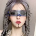 Futuristische Cyberpunk Sonnenbrille Damen Herren, coole Tech Wrap-Around Modebrille. - Blau und Silber