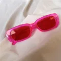 Trendige Retro Y2K pinkfarbene Sonnenbrille mit roten Gläsern für Damen Streetwear Chics - Jelly-Quadrat - Rosenrot