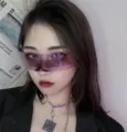 Futuristische lila Visier Sonnenbrille trendiger Streetstyle Cyberpunk Brille Mode - Lila und Silber