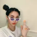 Koreanische Retro Katzenaugen Sonnenbrille fuer Damen weisser Dreieck Rahmen Mode Brille - Weißes Gestell mit violetten Gläsern