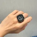 Retro quadratischer Uhrenring für Damen Y2K Stil Punk Gothic minimalistischer Fingeruhr Schmuck - Vier Nieten Schwarz Schwarz Zifferblatt
