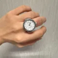 Silberner Strass Quarzuhr Ringuhr Vintage Retro Stil Finger Schmuck Mode Accessoire - 12 Diamanten - Weißes Zifferblatt