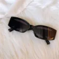 Stylische schwarze schmale rechteckige Sonnenbrille für Damen UV Schutz modisch - Büroklammer-Stil - Schwarz