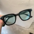 Schwarze Acetat Sonnenbrille mit gruenen Glaesern, modische Retro Quadrat Sonnenbrille fuer Street. - Kleines Quadrat - grüne Gläser