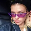 Retro schmale Katzenaugen Sonnenbrille für Damen, lila transparenter Rahmen Streetwear Brille. - Spitzes Dreieck Lila