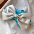 Masque de sommeil en satin bleu avec grand nœud blanc, doux respirant et occultant. - Nœud Crème / Base Bleu Lac