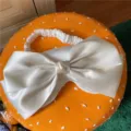Masque de sommeil blanc en satin avec nœud, doux et respirant pour des nuits paisibles. - Nœud Crème / Base Blanc Lait