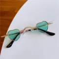 Retro Mini Herz Sonnenbrille mit Goldrahmen und gruenen Glaessern fuer Streetwear Stil - Mini-Herz - Goldener Rahmen & grüne Gläser
