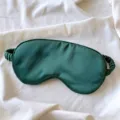 Donkergroene zijdezachte slaapmasker voor comfortabele verduistering, oogmasker voor dames en heren. - Donkergroen
