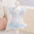 Delizioso abito estivo per animali con stampa a cuori, volant e decoro floreale per cani e gatti. - XS (Peso consigliato 0,5-1,5 kg) / Maniche a volant blu