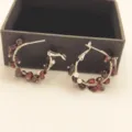 Boucles d'oreilles créoles en fil de grenat rouge naturel fait main pour femmes bijoux. - Créoles Fait Main / Boucles d'oreilles créoles
