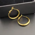 Créoles dorées classiques pour femmes, design rond élégant et minimaliste, bijoux de tous les jours. - Petit Diamètre 25mm / Or
