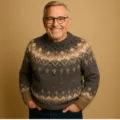 Classic Fair Isle colorblock crewneck knit sweater for stylish casual winter wear. - S / Dark Gray