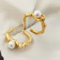 Boucles d'oreilles créoles perles géométriques dorées bijoux mode style vintage chic - Style Enlacé Irrégulier Avec Perle Artificielle Blanche (Or 4)