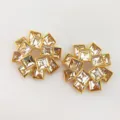 Boucles d'oreilles de fleurs de cristal carrées vintage, bijoux en cuivre plaqué or luxueux. - Blanc