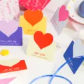 Kreative Valentinstag Grußkarte mit 3D Herz Design für Geburtstag und Feiertagswünsche. - Mehrfarbiges Herz 6er-Set
