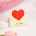 Romantische Valentinstag Liebes Grußkarte Variante mit rotem Herz und schönem Text. - Mehrfarbiges Herz D