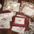 Vintage Rosen Schmetterling Briefpapier Set romantische Retro Grußkarten für Liebesbriefe - Rose Affection Kollektion (Rose Affection Briefpapier Kollektion) / 4 Umschläge + 4 Blatt Briefpapier