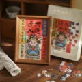 Chinesischer Stil motivierendes 108 Teile Puzzle Set mit Holzfotorahmen für Studenten Abschluss - Prüfungserfolg / 7 Zoll Puzzle Geschenkbox