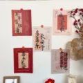 Retro chinesische Wandkunst Poster Postkarte dekoratives Malerei Set fuer Schlafzimmer - Wohlstand Jedes Jahr (Mit Aufklebern) / 5er Set (6 Zoll)