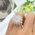 Anello di perle artigianale con fiore di mughetto in cristallo stile ins gioielli - Stile Mughetto in Cristallo Champagne (XL2172-11)