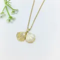 Collana con ciondolo a doppia conchiglia dorata con dettagli in zircone, dettaglio gioiello. - Stile Doppia Conchiglia Dorata (XL1783-182)