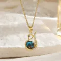 Elegante collana a cigno placcata in oro con sfera stellata blu e zirconi da donna. - Stile Cigno Laterale (XL1470-143)