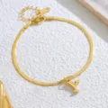 Edelstahl Gold Buchstabe Y Fußkettchen Detail, filigrane Schlangenkette Schmuck für Damen. - Buchstabe Y