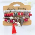 Σετ boho πολυεπίπεδων βραχιoλιών με κόκκινες και λευκές χάντρες και κρεμαστό φούντας - Bodhi Μπλε Λίμνης