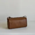 Brown leather cylinder bag, minimalist barrel shoulder bag, 90s style crossbody pillow bag. - Blank Style / 19x7.5x10cm / Brown
