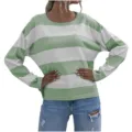 Primer plano de jersey de punto a rayas para mujer en verde y blanco - S / Tops / Verde
