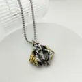Demon engel hanger ketting in zilver en goud tint met ketting voor trendy stijl. - XL0887-3 Tweekleurig
