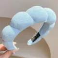 Bandeau nuage bleu pour femme, serre-tête éponge doux et moelleux pour maquillage. - Serre-tête Éponge Tressé / Bleu