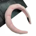 Bandeau éponge en peluche rose, large cerceau à cheveux duveteux pour le maquillage quotidien. - Serre-tête Éponge Tressé / Rose