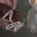 Εξαιρετικά γεωμετρικά σκουλαρίκια ζιργκόν για γυναίκες, χαλκός, πολυτελές στυλ. - Σκουλαρίκια Γεωμετρικού Σχεδιασμού (XL2187-23)