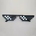 Μοντέρνα μαύρα pixelated γυαλιά ηλίου, πρωτότυπα γυαλιά πάρτι μωσαϊκό για cool στυλ. - XL0565-2