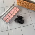 Schwarze kleine Haarklammer schicke minimalistische Haifischklaue elegantes Haarstyling Zubehör - Vier-Zahn Unregelmäßige Kralle / Transparentes Schwarz