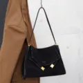 Vintage black suede shoulder bag for women, elegant large capacity commute tote bag. - Black